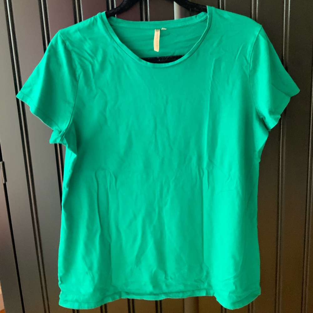 Banana Republic Women’s T-shirt, Size Large